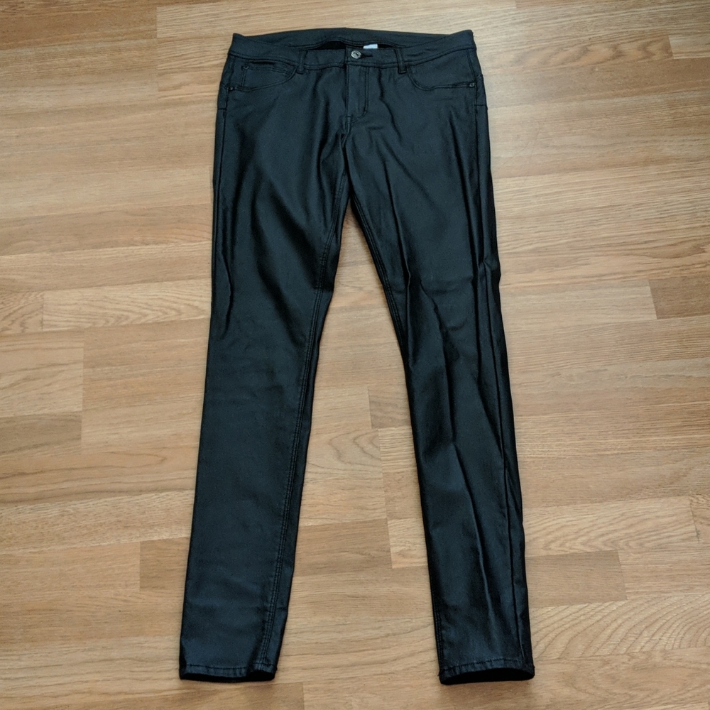 NWOT H&M coated denim stretch jegging sz 31/32